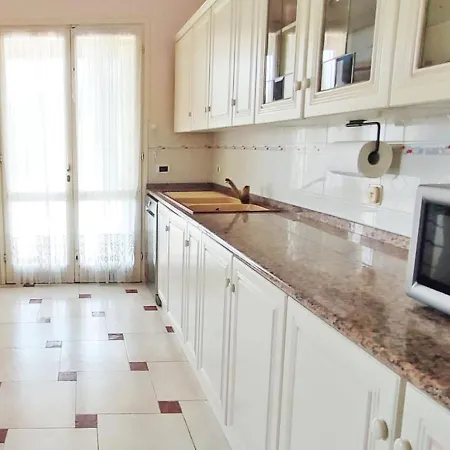 Laconamare Holiday home