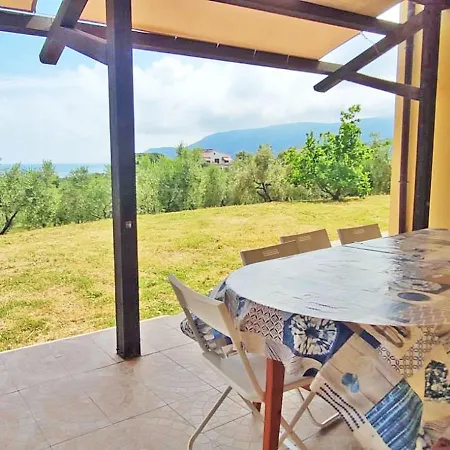 Holiday home Laconamare *